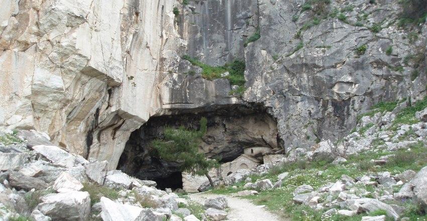Пещера Пентели (Давели) 